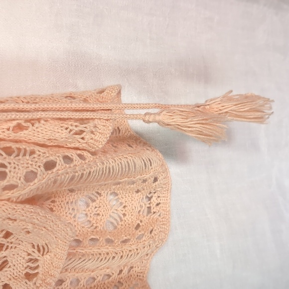 🍉 Peach Open Knit Crocheted Poncho Ruched Tie Sides Bohemian One Size - Picture 3 of 4